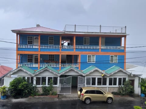 Sea World Vacation Home Bed and Breakfast in Dominica
