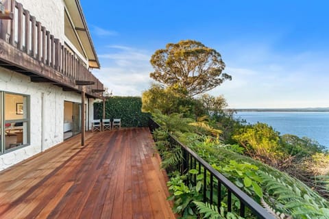 Balcony/Terrace, Lake view