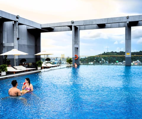 Pool view, Swimming pool