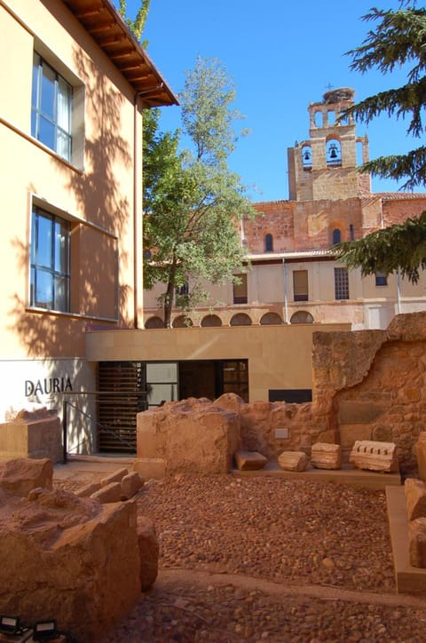 Dauria Suites HA Apartment hotel in Soria