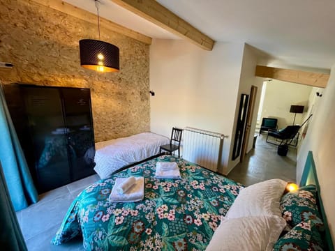 La Parenthèse du Var - Gîte avec grande terrasse vue sur piscine Apartment in Lorgues