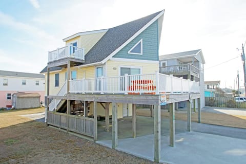 KD117- Recess House in Kill Devil Hills