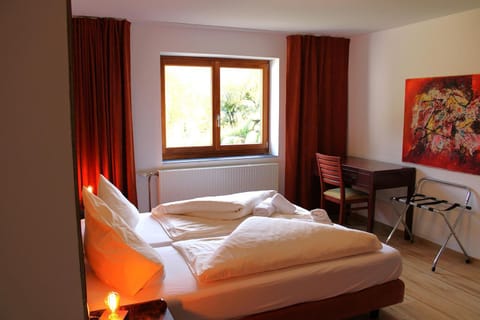 Bed, Bedroom, Mountain view