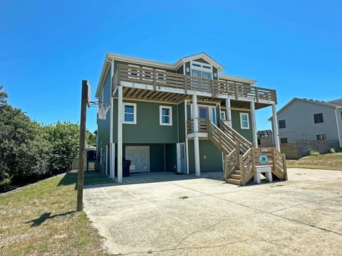 KH4508- Surf Par-Tee House in Kitty Hawk