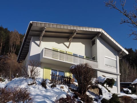 Property building, Winter