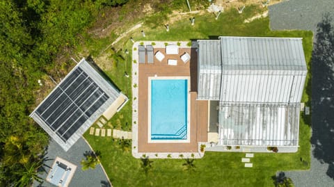 Property building, Bird's eye view, Garden, Garden view, Pool view, Swimming pool