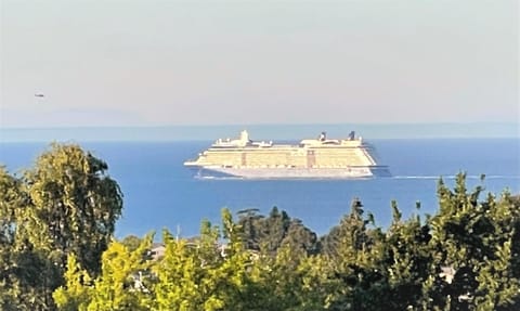 PA Horizon Hillside Haus in Port Angeles