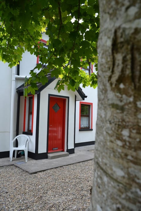 Riverbank Cottages Haus in County Clare