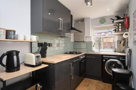 NEW 2BD Victorian Terraced House Loughborough House in Loughborough