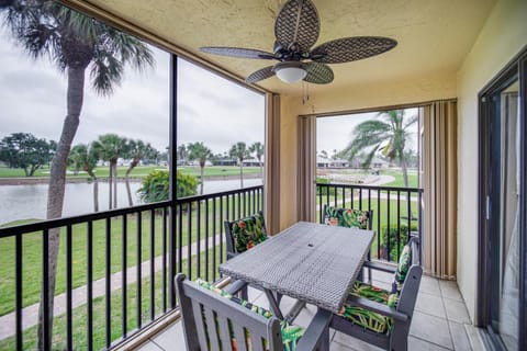 Stylish Fort Myers Condo about 2 Mi to Beaches! Condo in Iona