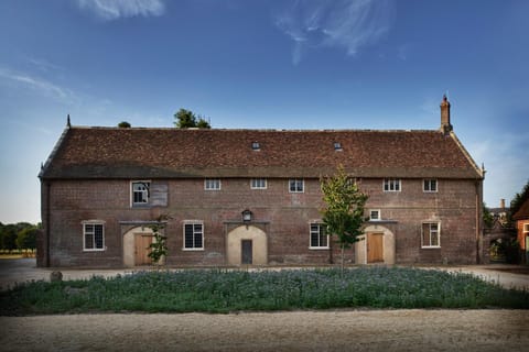 St Giles House Accommodation House in East Dorset District