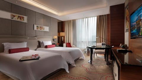 Dongguan Kande International Hotel-During the Canton Fair, guests can enjoy free shuttle buses to the Canton Fair exhibition hall Hotel in Guangzhou