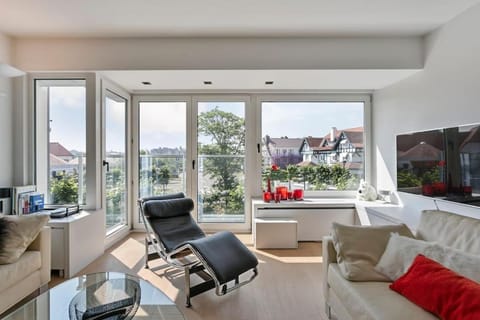 Top location! Unique luxurious 2-bedroom apartment in Knokke - 't Zoute Apartment in Knokke-Heist