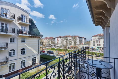 Property building, Neighbourhood, View (from property/room), Balcony/Terrace, Location