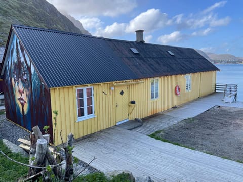 Kræmmervika Rorbuer - Rustic Cabins in Lofoten Apartment in Lofoten
