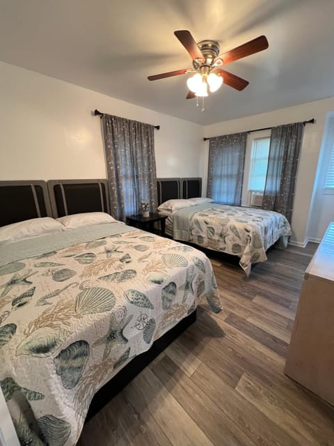 Crystal Sands Apartments Apartment in Ocean City