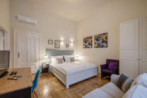 Klarahome Apartment Condo in Budapest