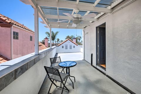 Oceanside Home with Rooftop Patio - Steps to Beach! House in Oceanside