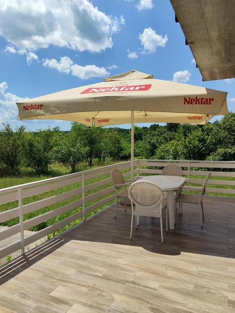 Balcony/Terrace, Garden view