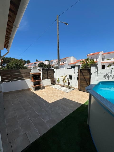 Big Wave Casa House in Nazaré