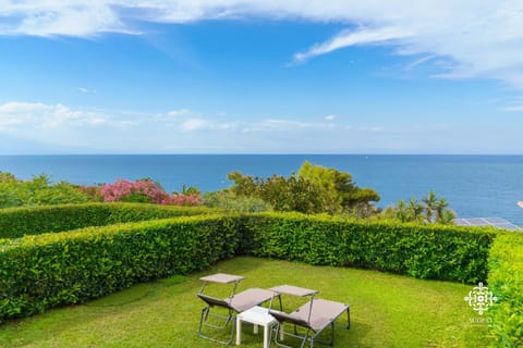 Garden, Sea view