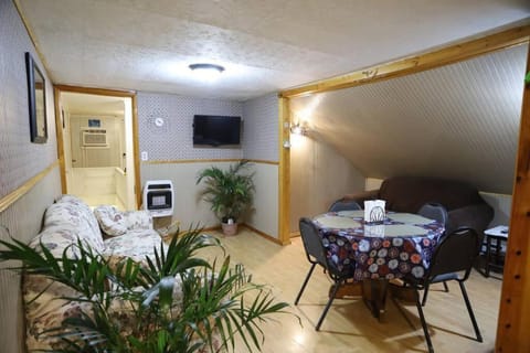 3-Bedroom apt. ideal location near new river gorge Eigentumswohnung in Fayetteville