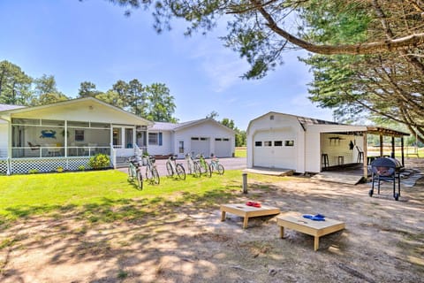 Waterfront Reedville Home with Private Dock! House in Chesapeake Bay