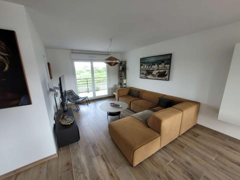 Magnifique duplex contemporain 3 chambres - Terrasse - Parking - WIFI (6 couchages) - FR-1-675-5 Apartment in Wimereux