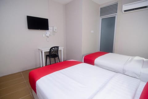 Super OYO 897 iBC36 Business Stay Hotel in Kuching