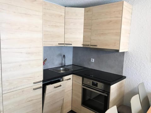 Résidence Loubatiere - 3 Pièces pour 8 Personnes 264 Apartment in Montgenèvre