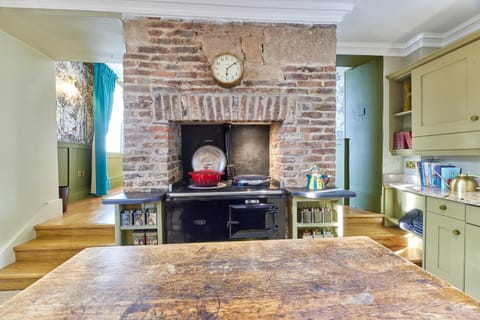 River View: Characterful Townhouse, Stunning Views Haus in Berwick-upon-Tweed