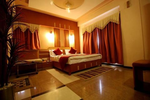 Marshall Hotel Hotel in Ahmedabad