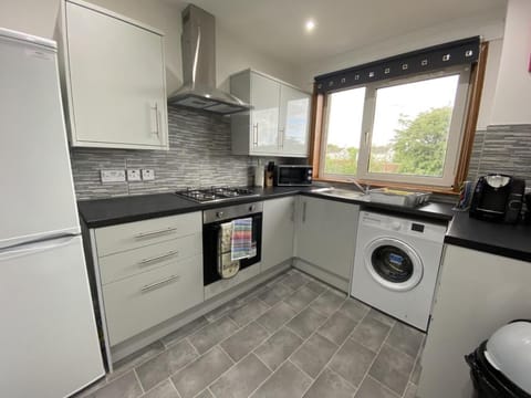 Pure Apartments Fife - Dunfermline - Pitcorthie Apartment in Dunfermline