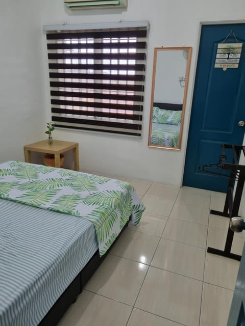 PRIVATE POOL Ssue Klebang Ipoh Homestay-Guesthouse With Wifi & Netflix House in Ipoh