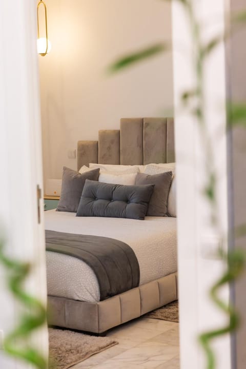 Airport Apartment Suite Casablanca FREE WIFI Modern Confort Calme Condo in Casablanca-Settat