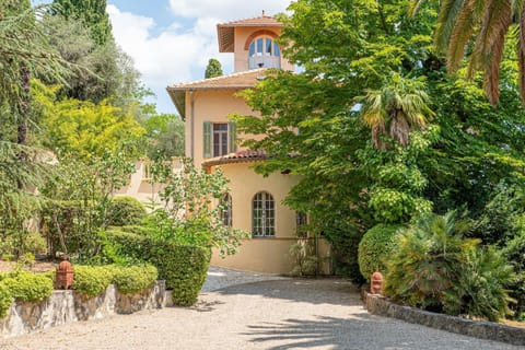 Historic Belle Epoque Villa with spectacular views Villa in Grasse