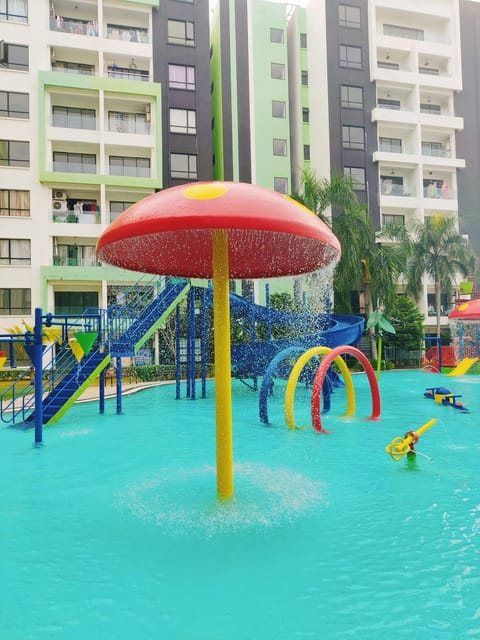 Children play ground, Aqua park