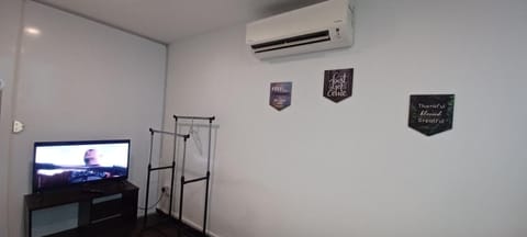 SY Staycation - Apartment with Netflix Apartamento in Bayan Lepas