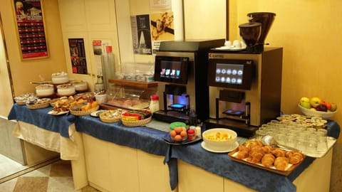 Continental breakfast, Buffet breakfast, Italian breakfast