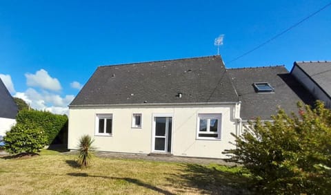 Maison de 3 chambres avec jacuzzi et jardin clos a Concarneau Maison in Concarneau