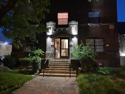 Property building, Facade/entrance