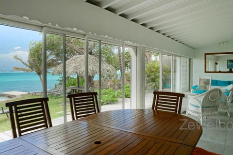 Patio, Dining area, Garden view