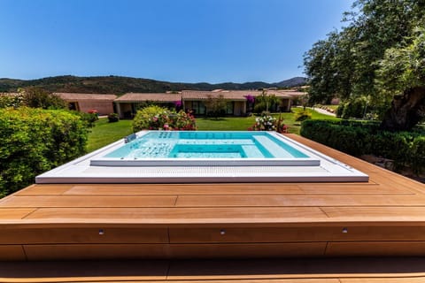 Hot Tub, Open Air Bath