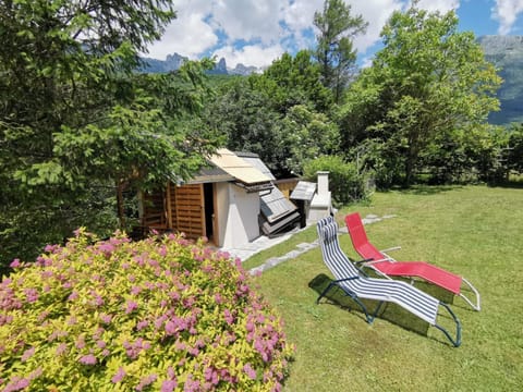 Glamping Narnia Apartment in Bovec