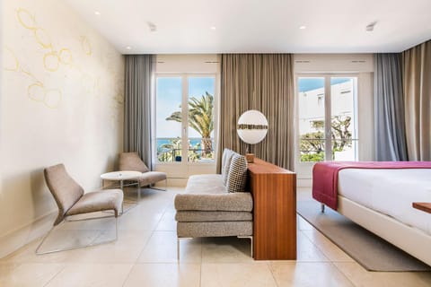 Seating area, Bedroom, Sea view