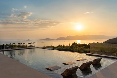 Sea view, Swimming pool, Swimming pool, Sunset