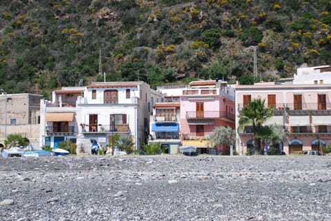 Facade/entrance, Beach, Area and facilities