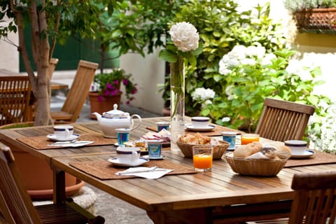 Garden, Garden, Balcony/Terrace, Food, Breakfast, Drinks