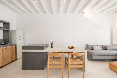 The Form Exclusive Suite Casa in Agios Ioannis Diakoftis