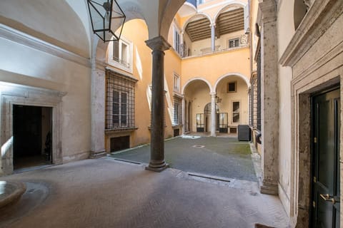 Inner courtyard view